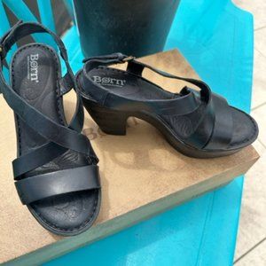 BORN BLACK STRAPPY LEATHER HEELED SANDALS, SIZE 6